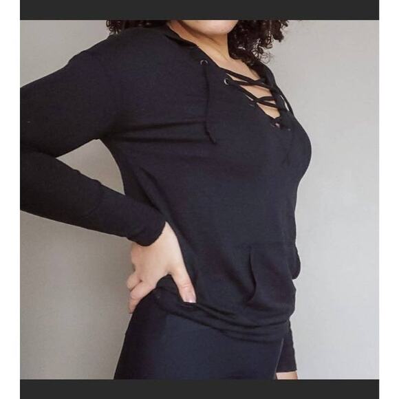 not sure Tops - Women's Athletic Casual Long Sleeve Medium